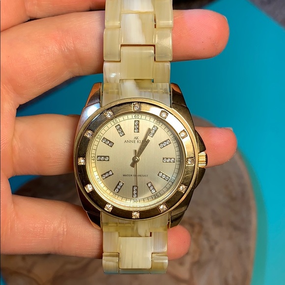 Anne Klein gold watch - Picture 1 of 7
